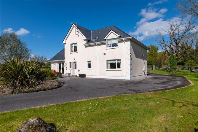 Carraig Ban Bed and Breakfast Cong Exteriör bild
